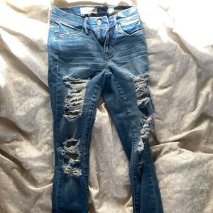 PacSun skinny ripped jeans size 24